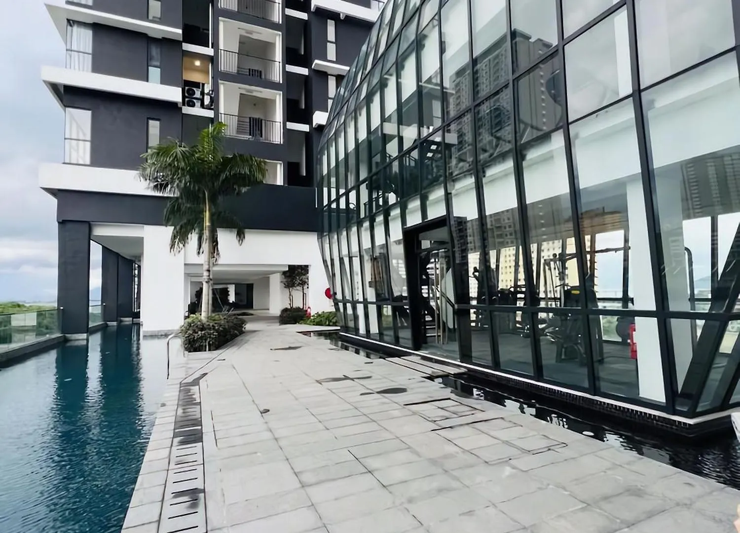 Urban Suites L L 6Pax 2R2B L Seaview &Cityview L Georgetown Jelutong Malaysia